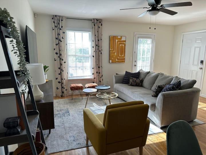 Vine City Home - Duplex - 3 Mins From Gwcc & Mercedes- Benz Stadium Atlanta Exterior photo